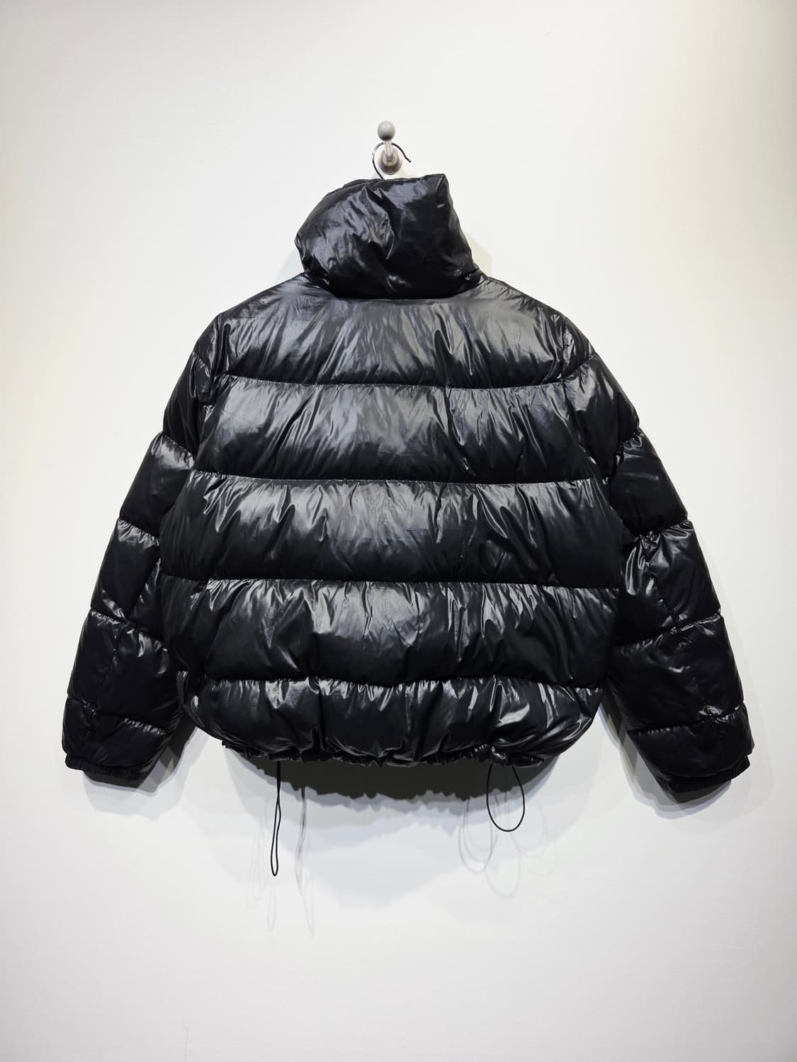 칼라거펠트 파리스 글로시 구스다운 숏패딩 상품이미지6