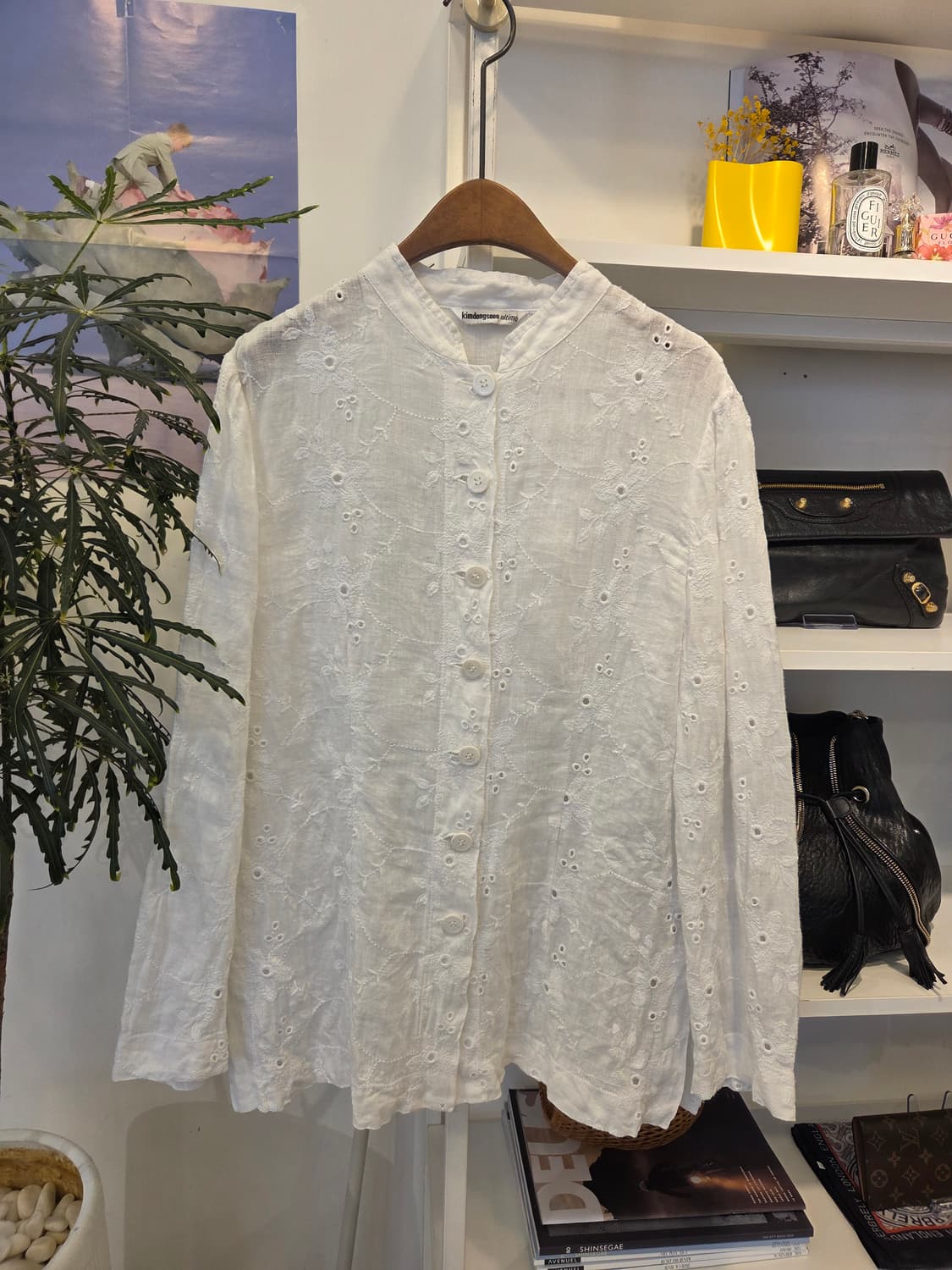 김동순 울티모 아일렛 레이스 린넨 셔츠 블라우스 상품이미지1