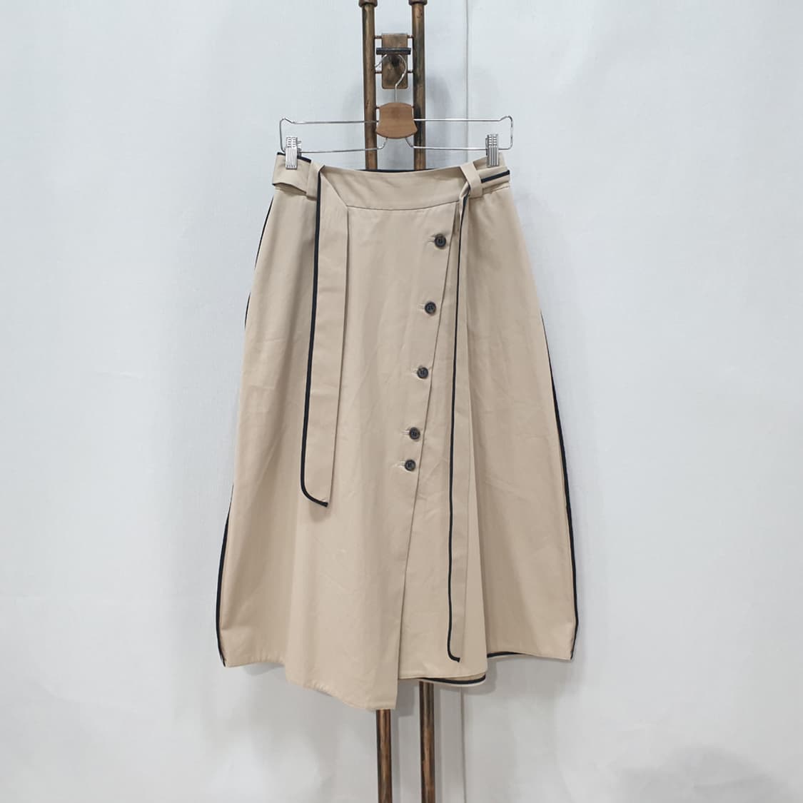 에콘(EKHON)베이지 스커트 M 상품이미지1