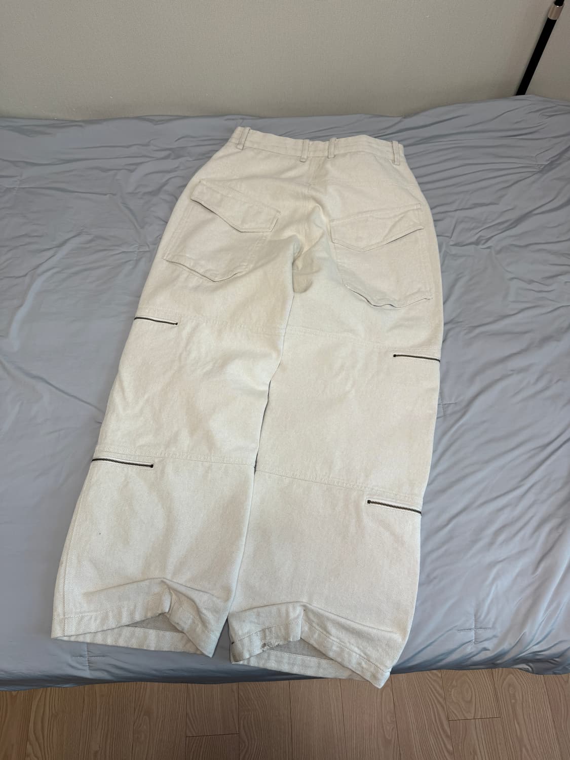 yiyae labor zipper pants 이예 지퍼 팬츠 M사이즈 상품이미지2