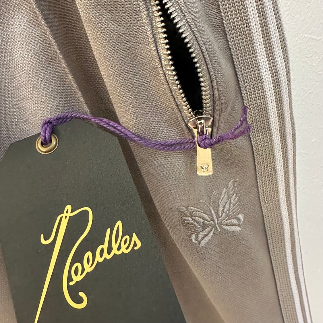 니들스 트랙팬츠  상품이미지3