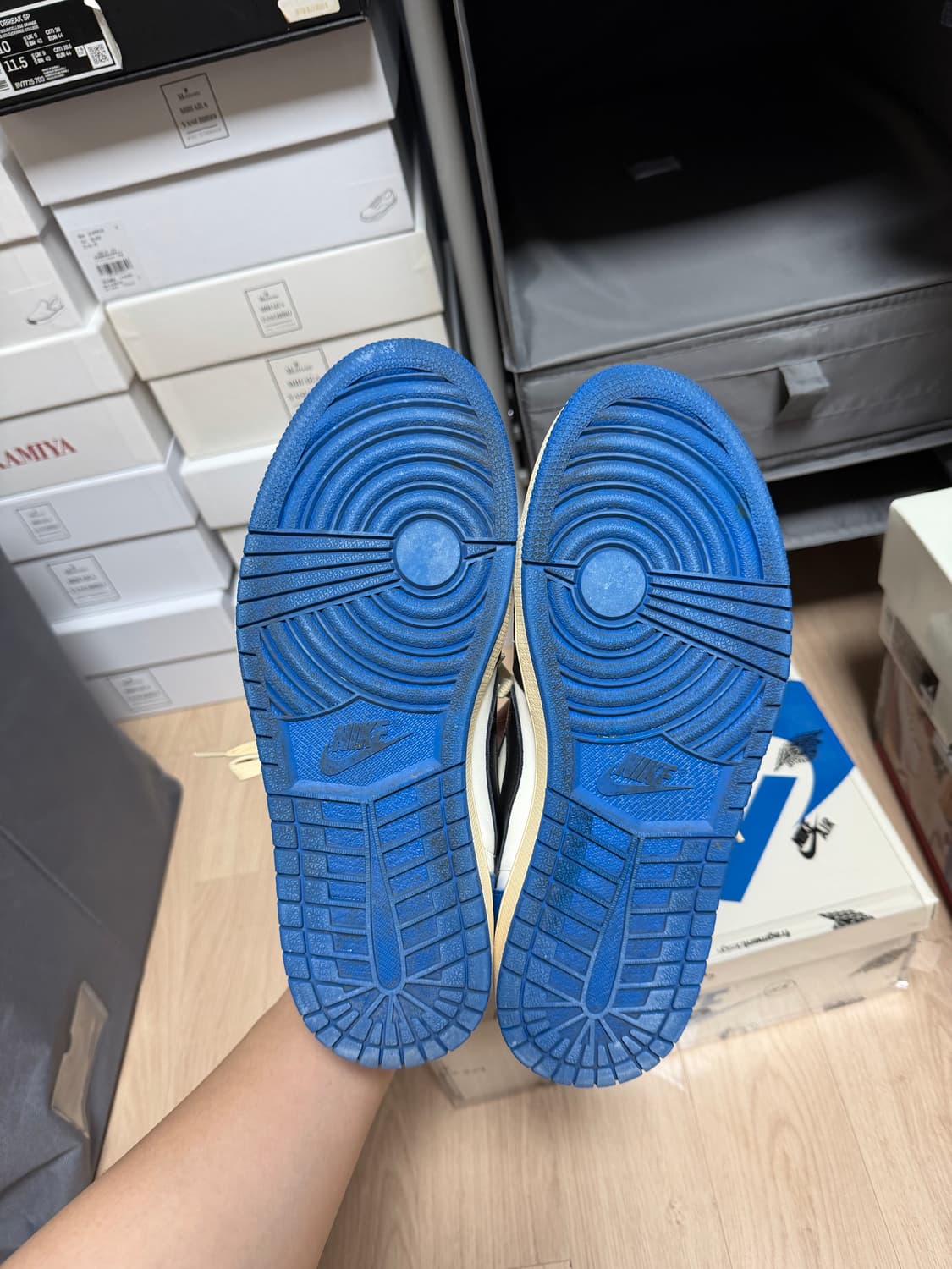 나이키 조던1 x 프라그먼트 x 트래비스 스캇 로우 OG 280사이즈 상품이미지9