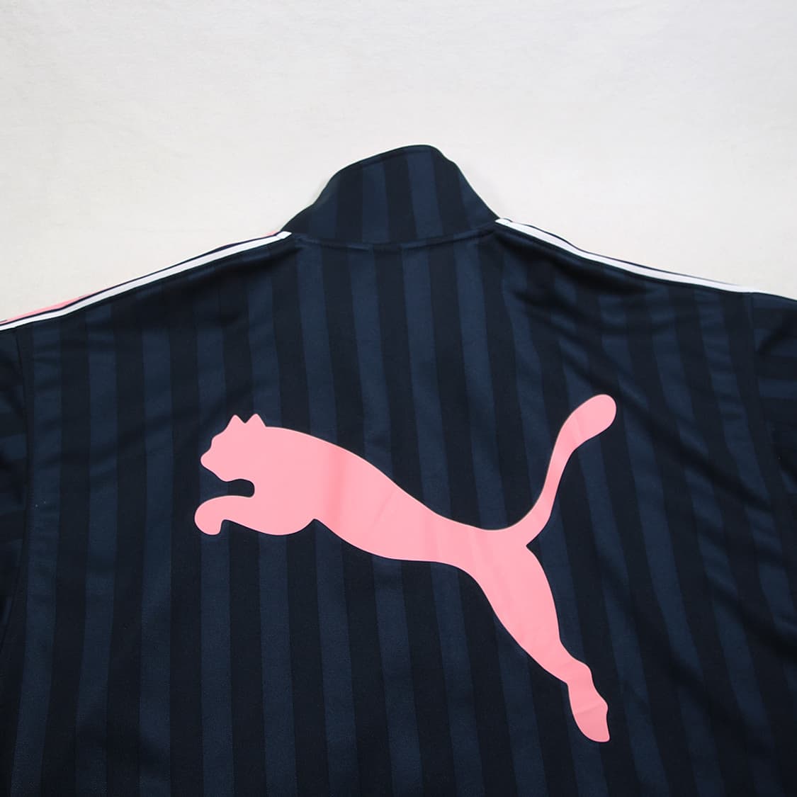 (착용컷) PUMA 올드스쿨 트랙 자켓 (남성용 100) 상품이미지9