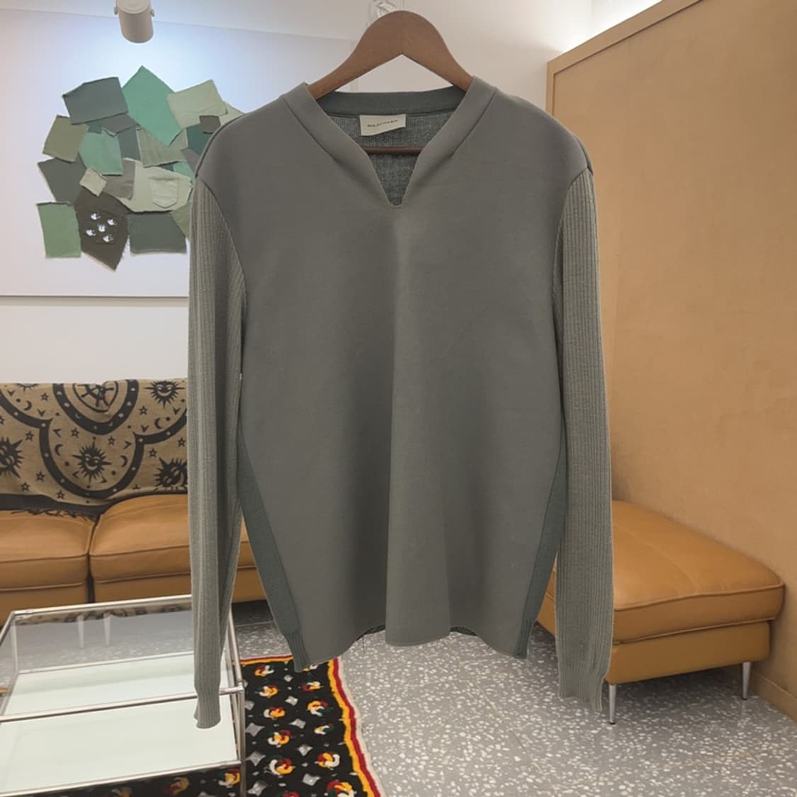 솔리드옴므 한섬 브이넥 울캐시미어 펠트 니트 105 C07613 상품이미지3