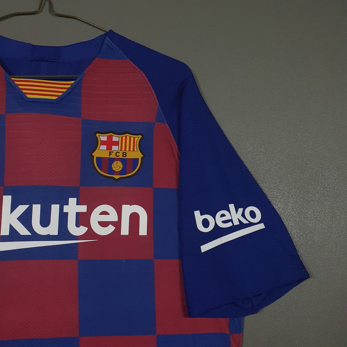 2XL 나이키 바르셀로나 메시 19-20 홈 유니폼 반팔 져지 베이퍼니트 상품이미지4