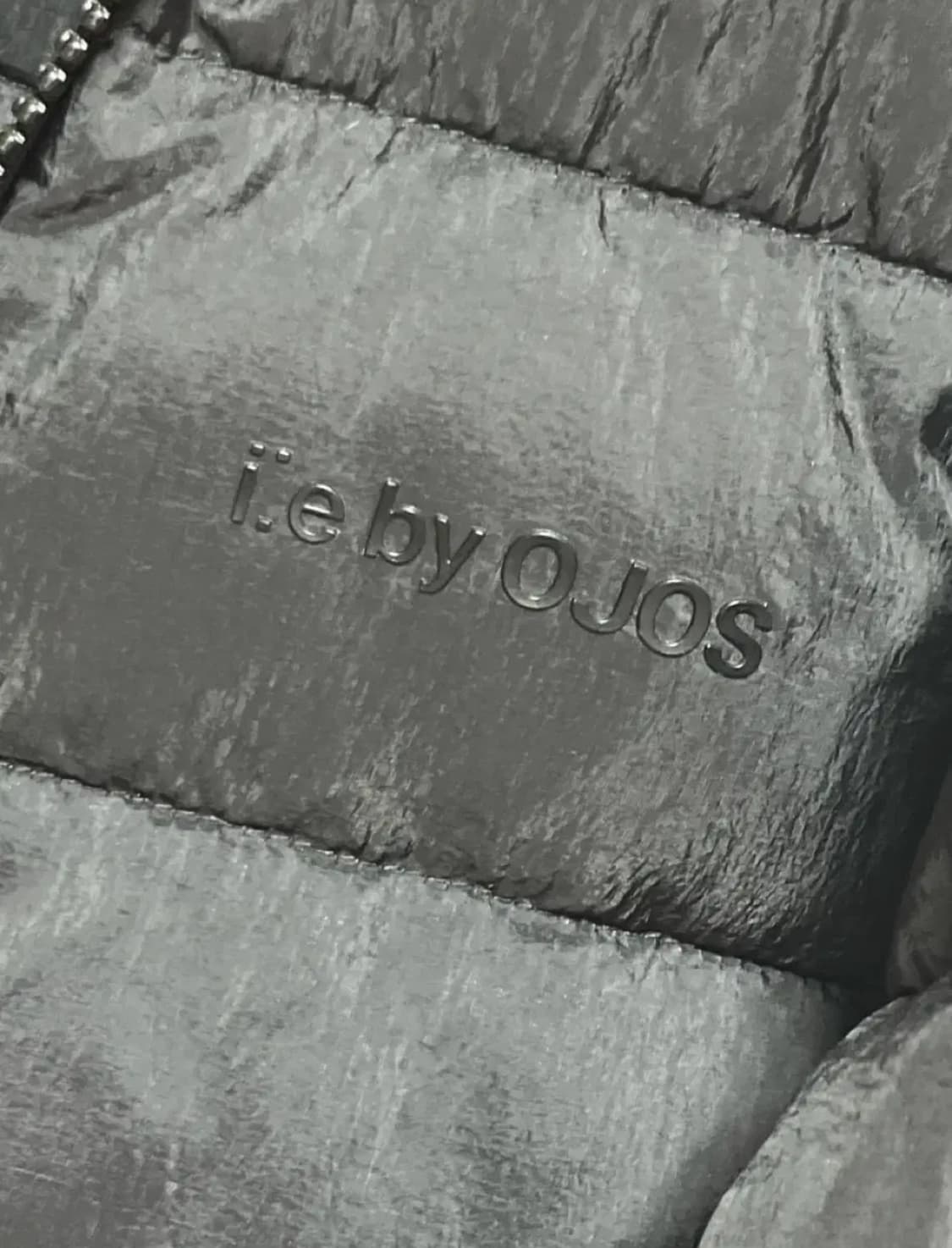 오호스 에어 패딩 자켓 i:e Air Padded Jacket 블랙 상품이미지3