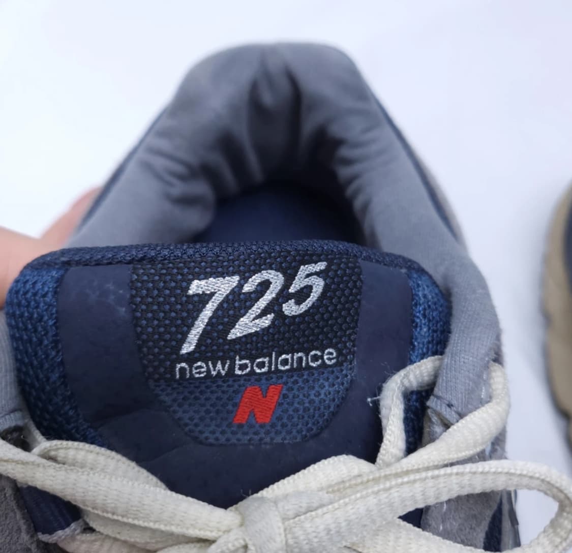 뉴발란스 725 네이비/회색 운동화 260 상품이미지10