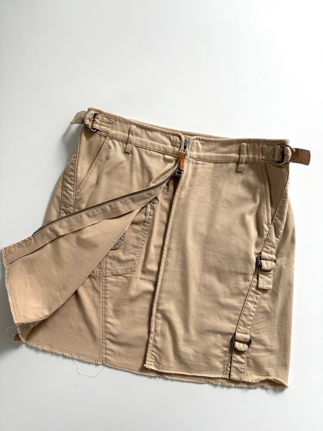 Burberry 버버리 블루라벨 베이지 컬러 지퍼 미니 스커트  상품이미지7