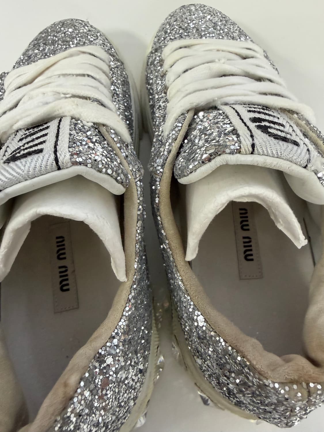 정품) 미우미우 실버 글리터 스니커즈 37  상품이미지8