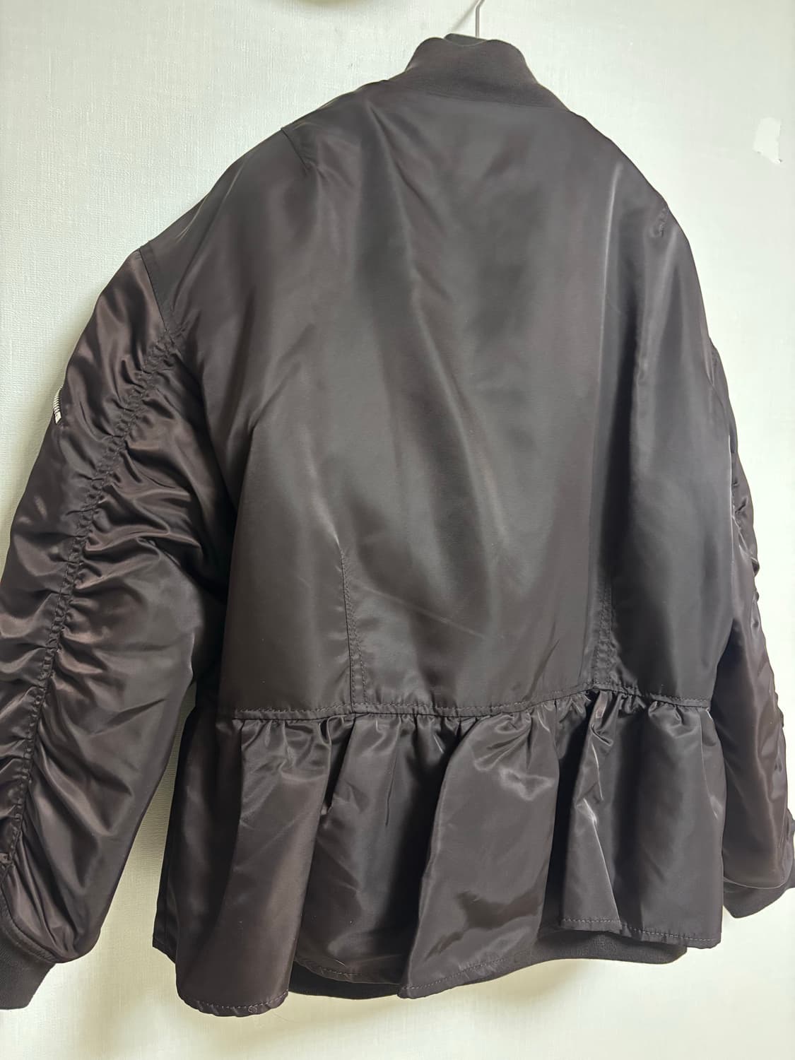 스튜디오 톰보이 엑스 컬렉션 러플 봄버 상품이미지3