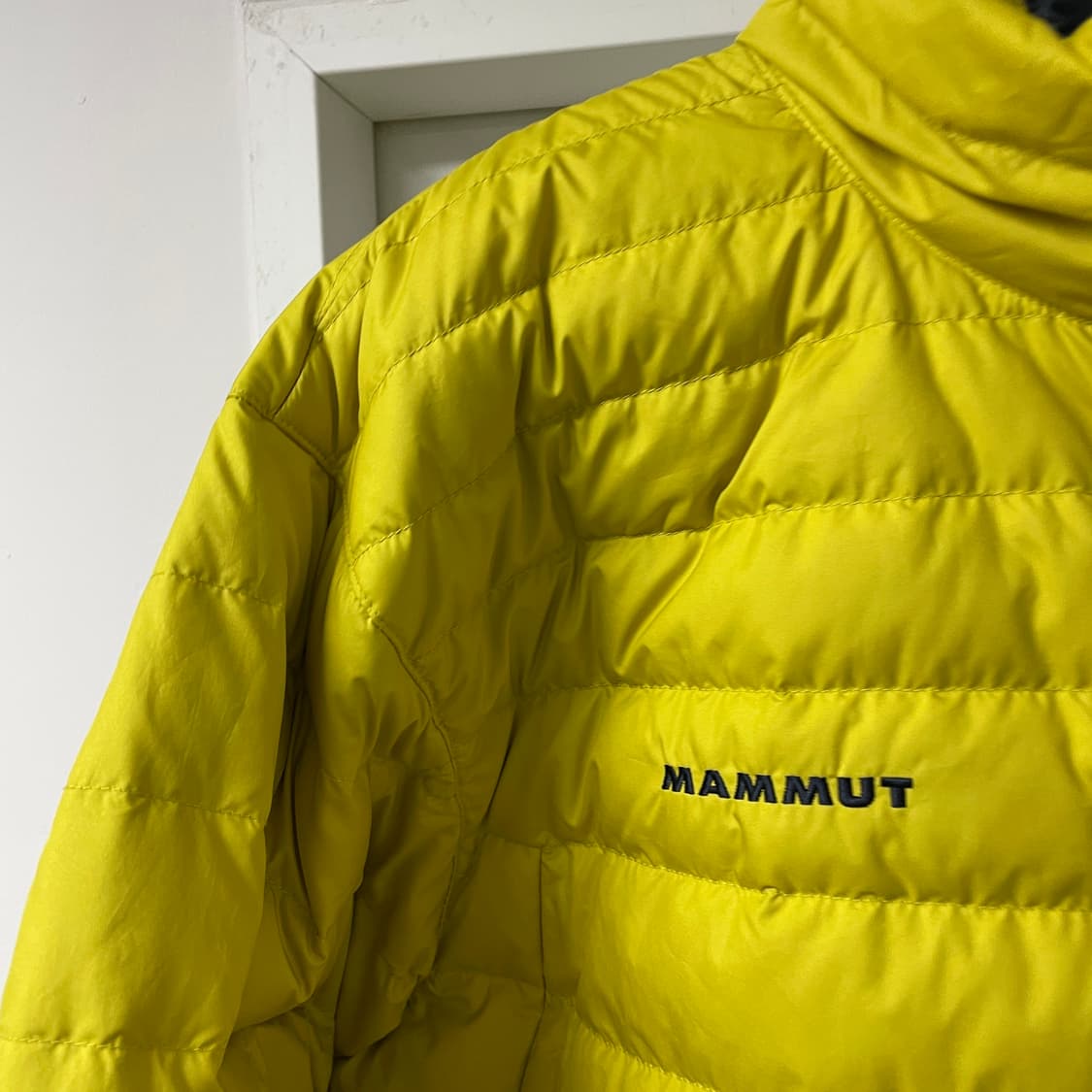 마무트 리버시블 경량 패딩 - 상품이미지4