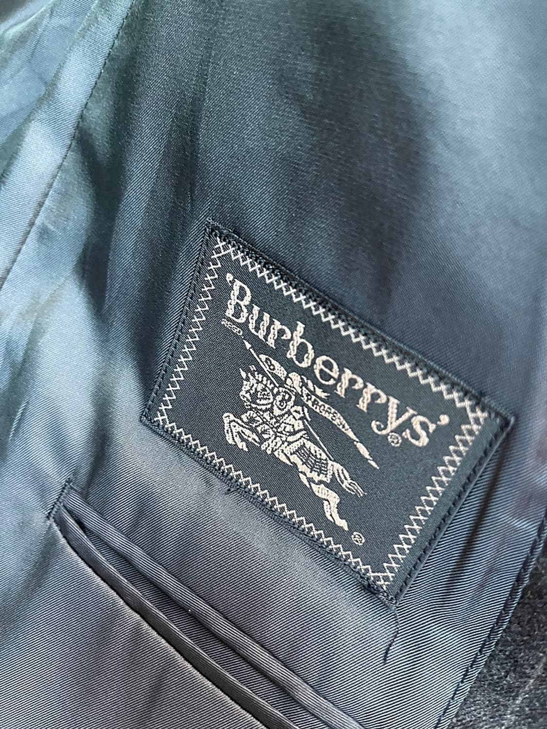 95) 버버리 클래식 울자켓  상품이미지6