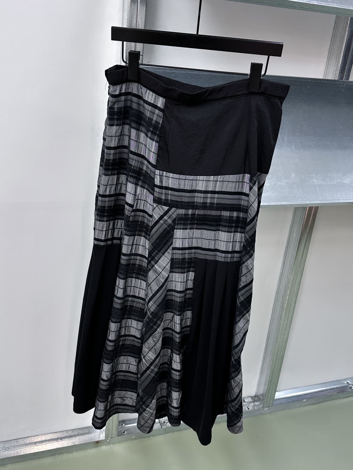 silver check pannel long skirt 상품이미지5