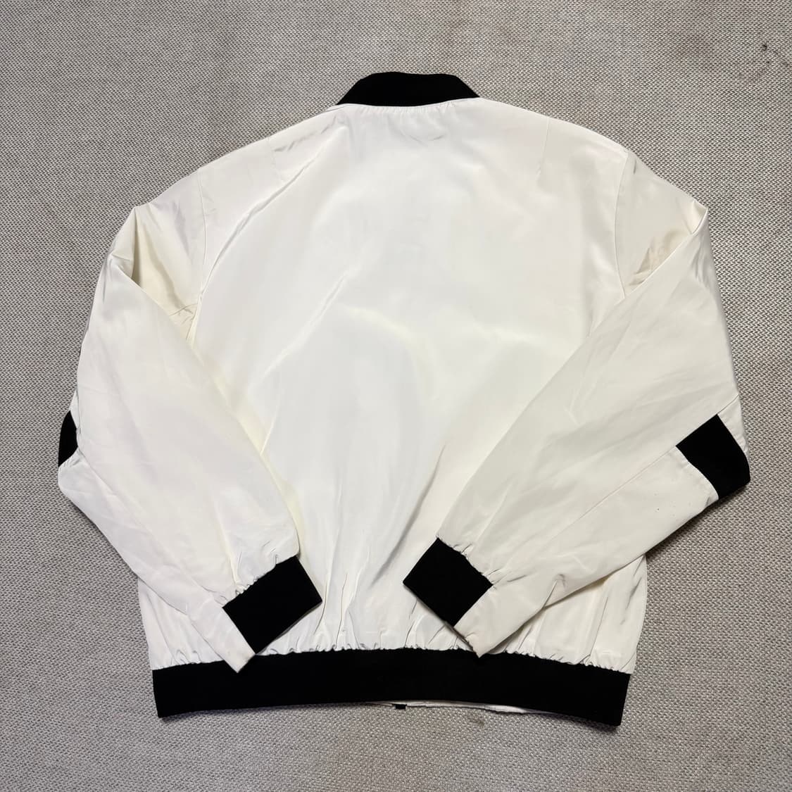 데상트 x 스타워즈 봄버자켓 상품이미지6