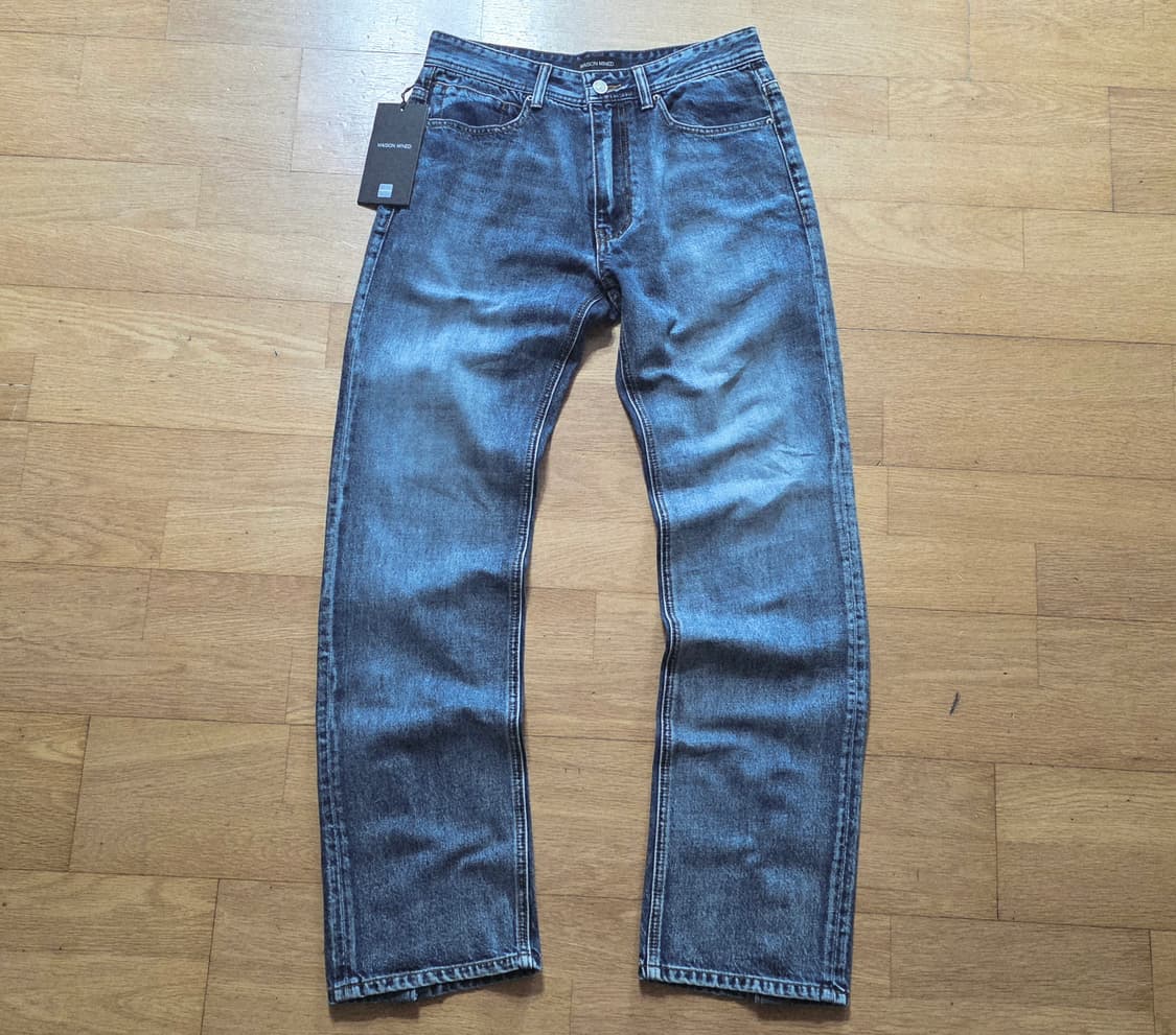 [새상품/46] 메종미네드 스냅 백 슬릿 스트레이트 진 (중청) 상품이미지4