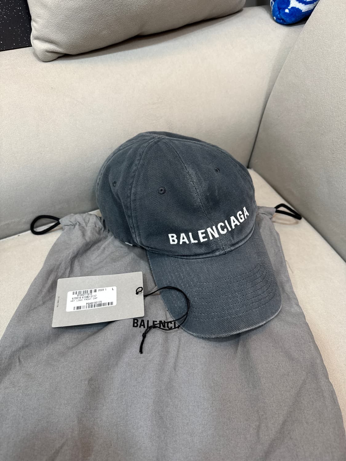 발렌시아가 빈티지 워싱자수 볼캡  상품이미지1