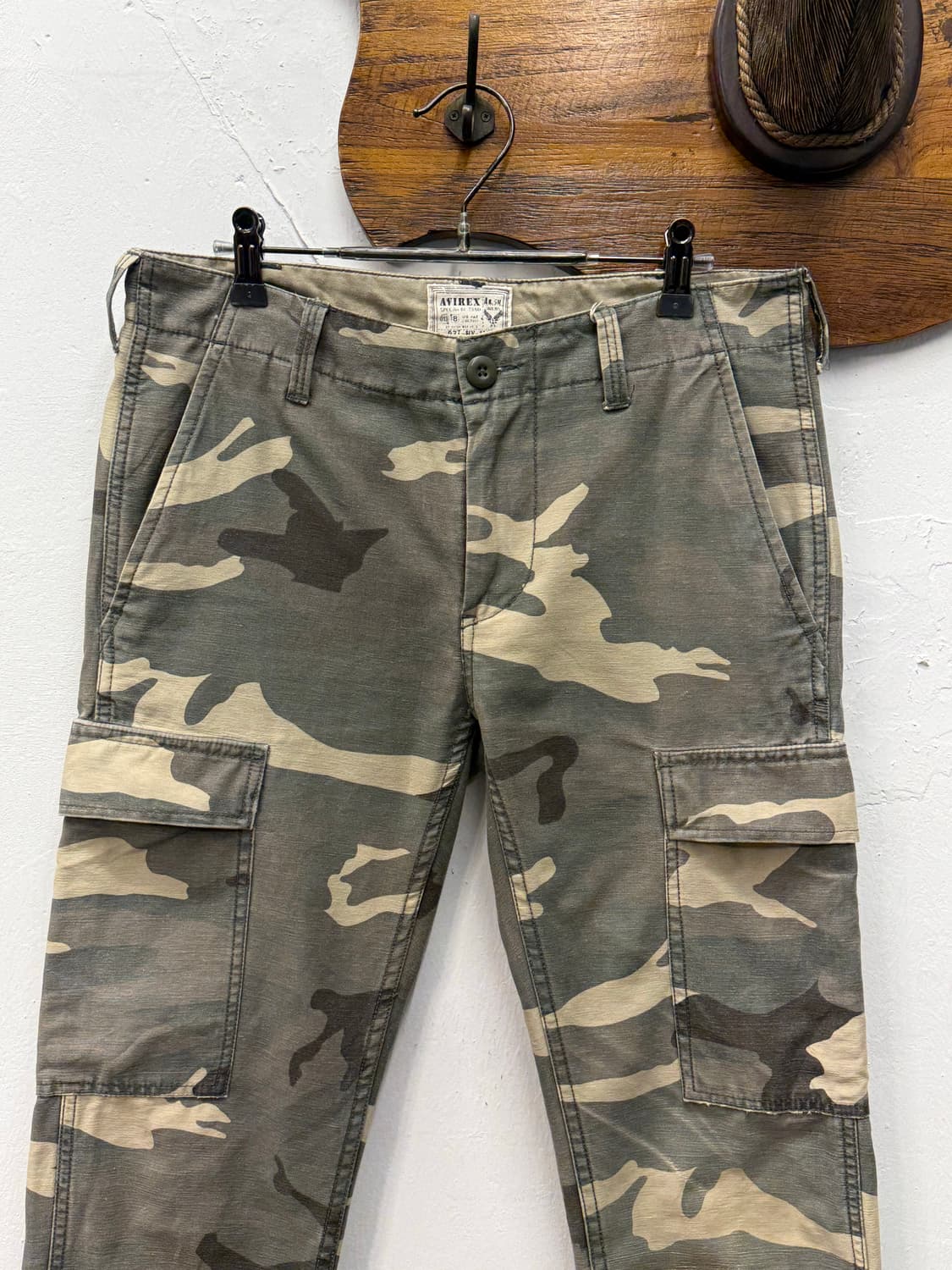 AVIREX LTD. Woodland Camo Cargo Pants 상품이미지1