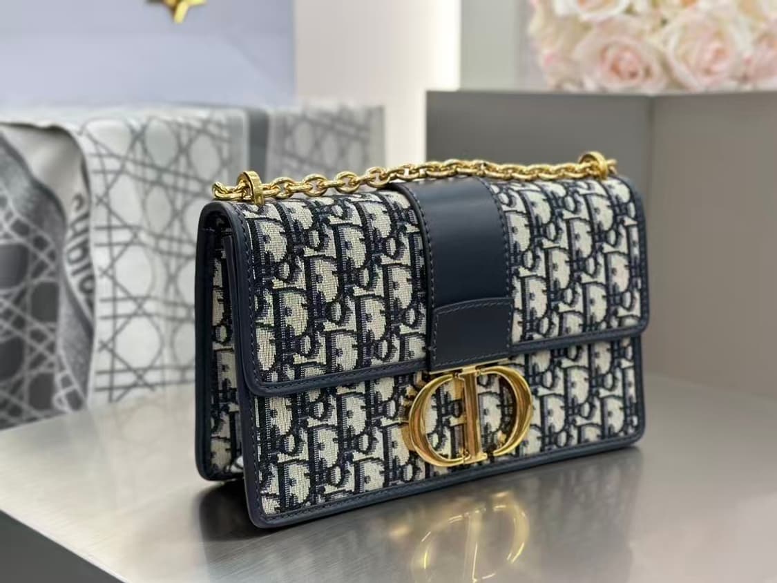 디올 몽테인 30 오블리크 체인 숄더백 M9208 상품이미지1