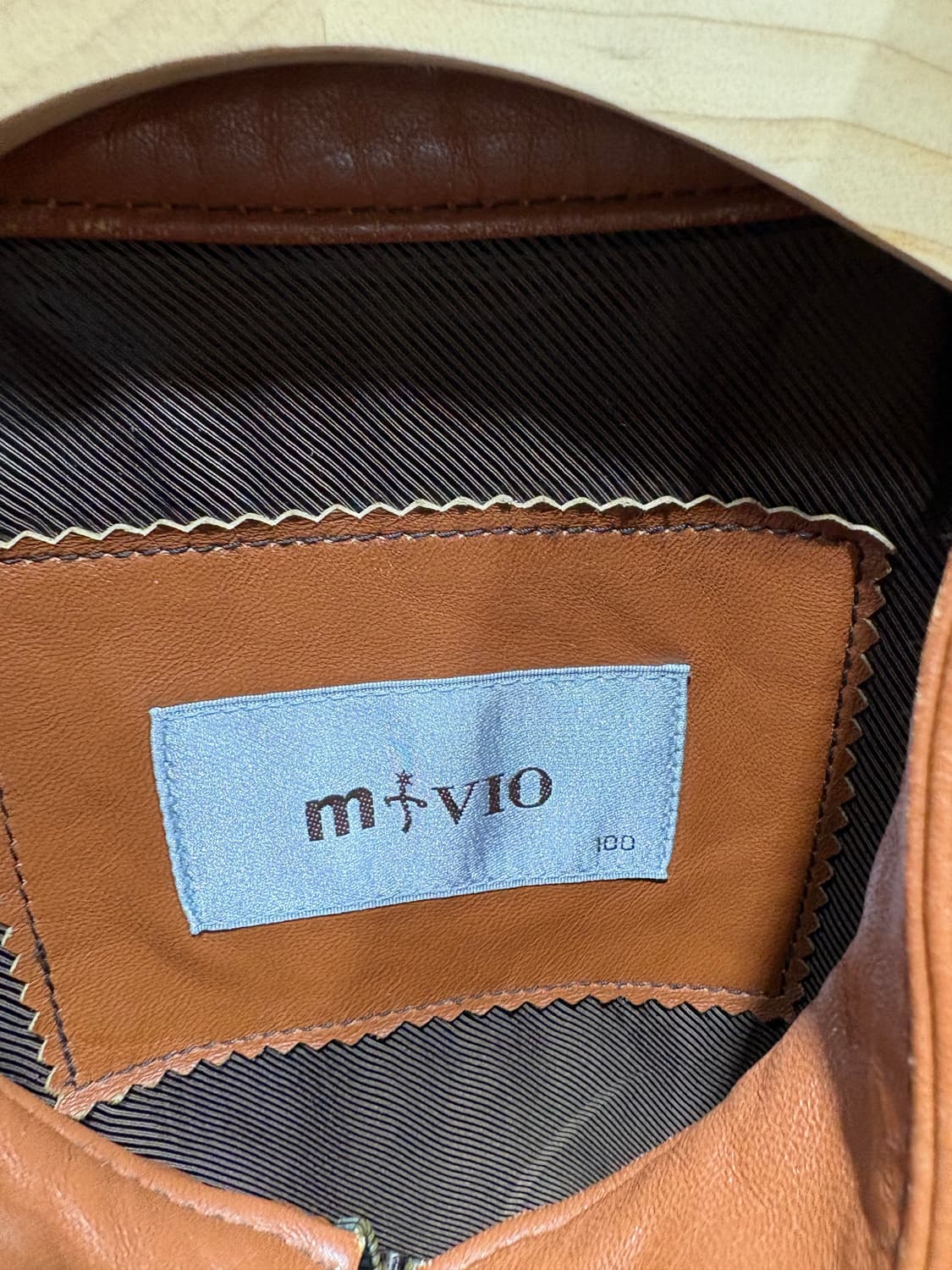 L MVIO 센터라인 절개 레더자켓 상품이미지5