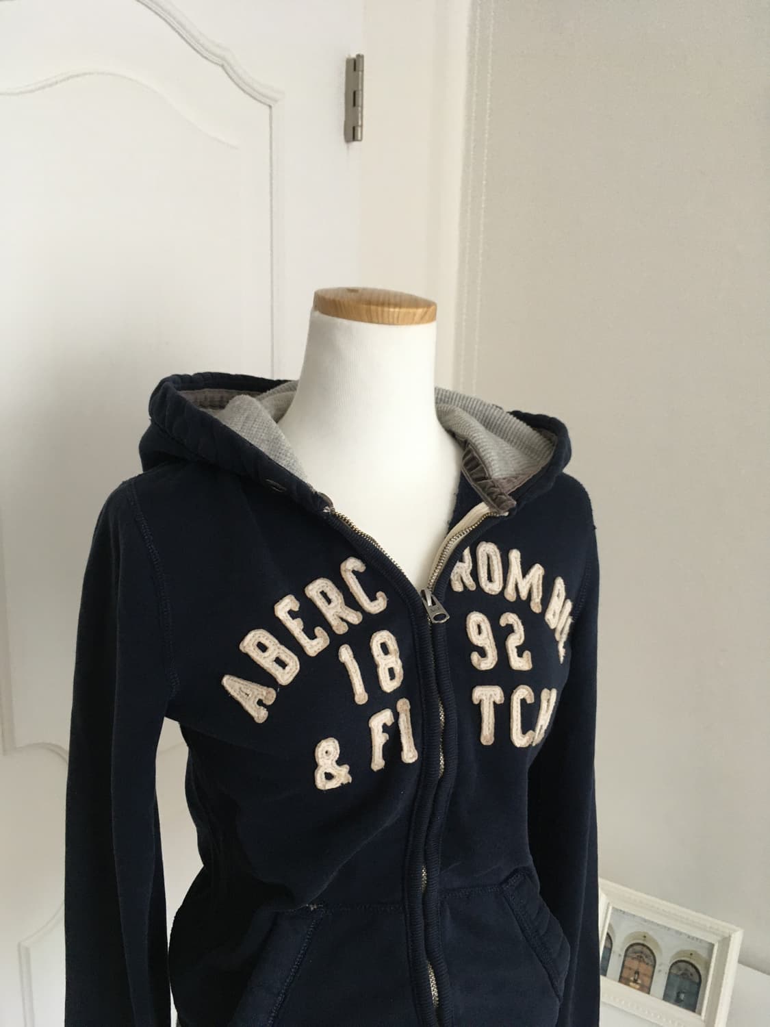 아베크롬비 슬림핏 네이비 후드집업 상품이미지2