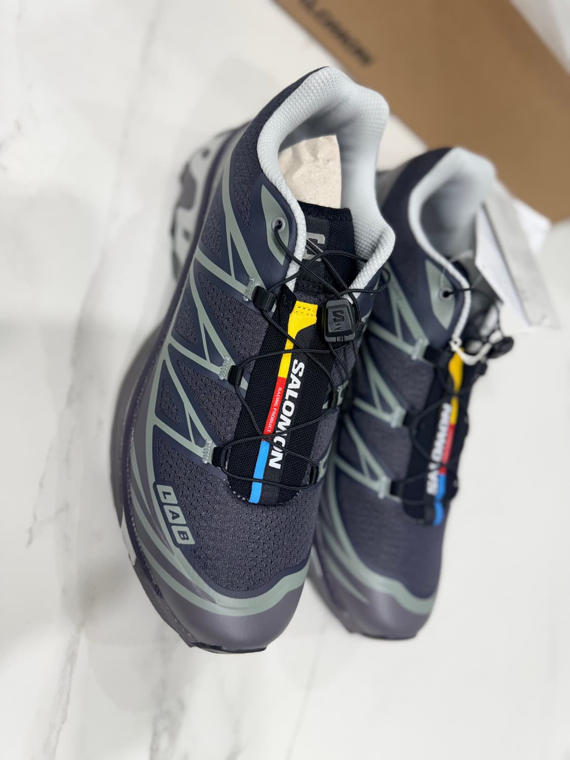 살로몬 XT-6 새상품 팝니다. 남자275황금 사이즈 상품이미지1