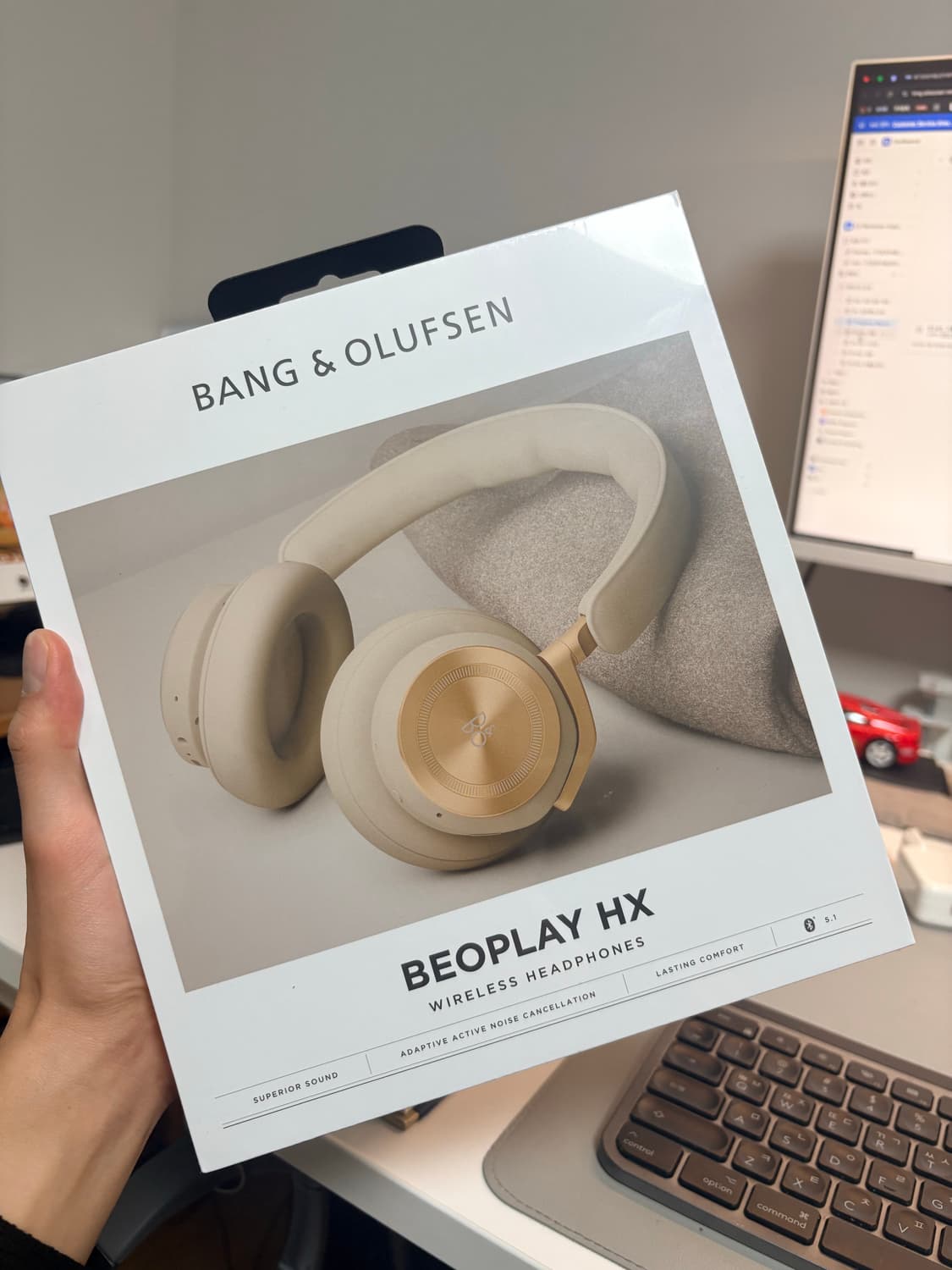 [미개봉] 뱅앤올룹슨 베오플레이 HX 골드 상품이미지1