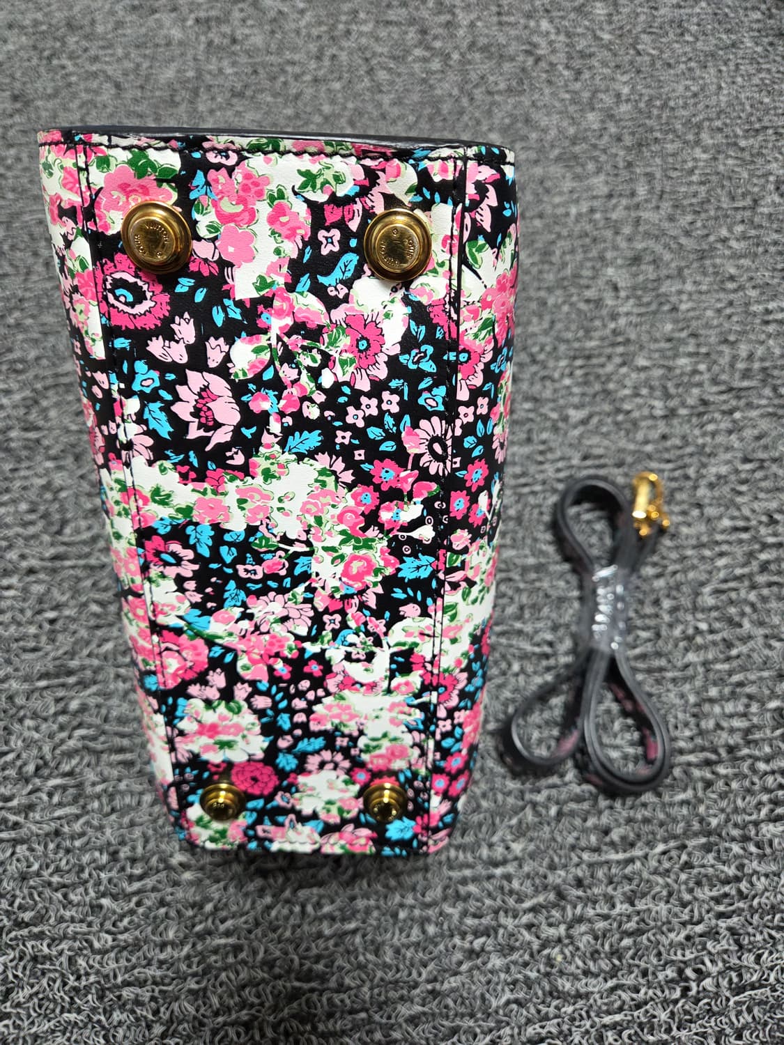 루이비통 스티머 미니 토트백 상품이미지6