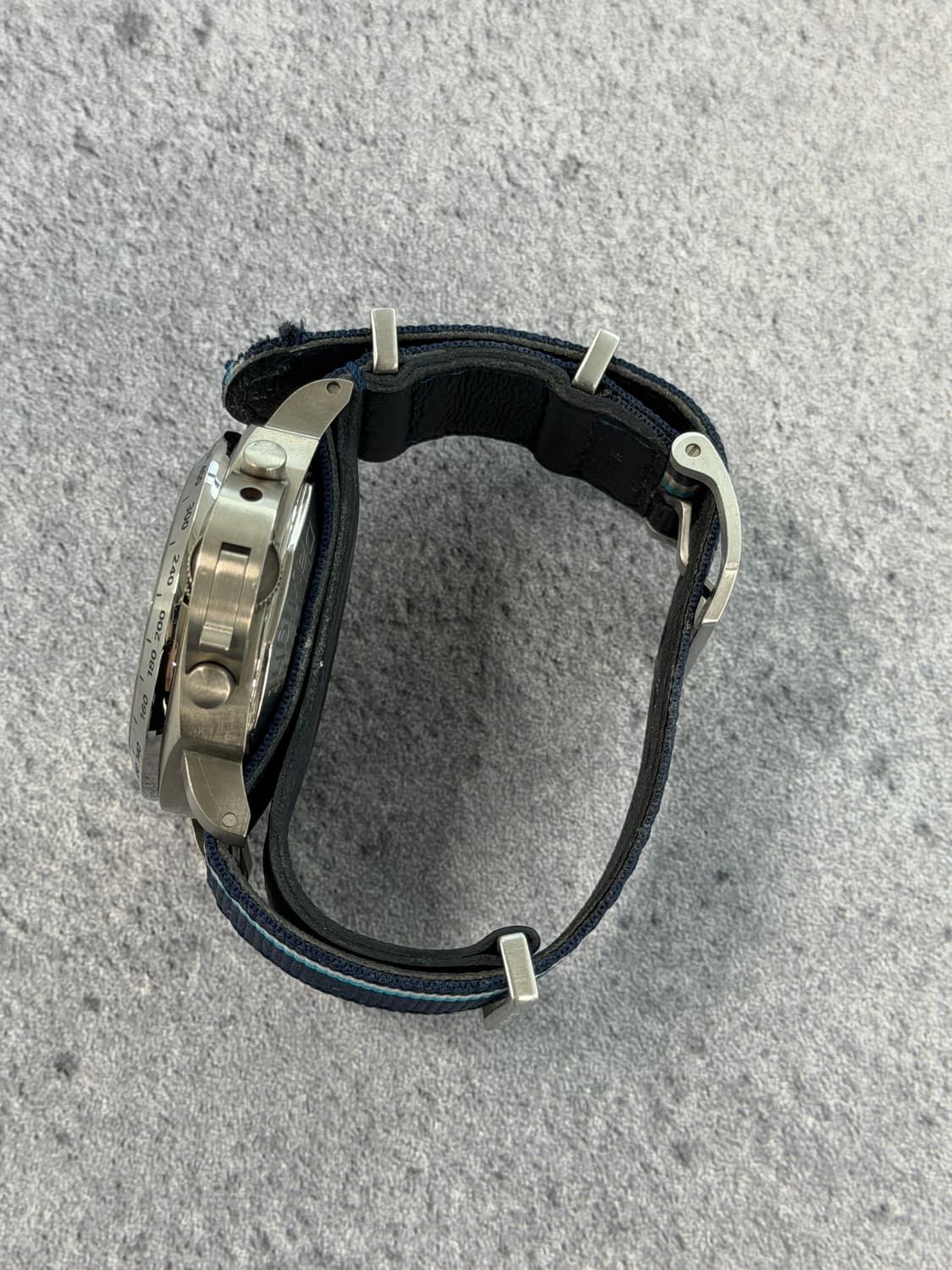 파네라이 루미노르 PAM00326 티타늄 시계 판매합니다. 상품이미지2