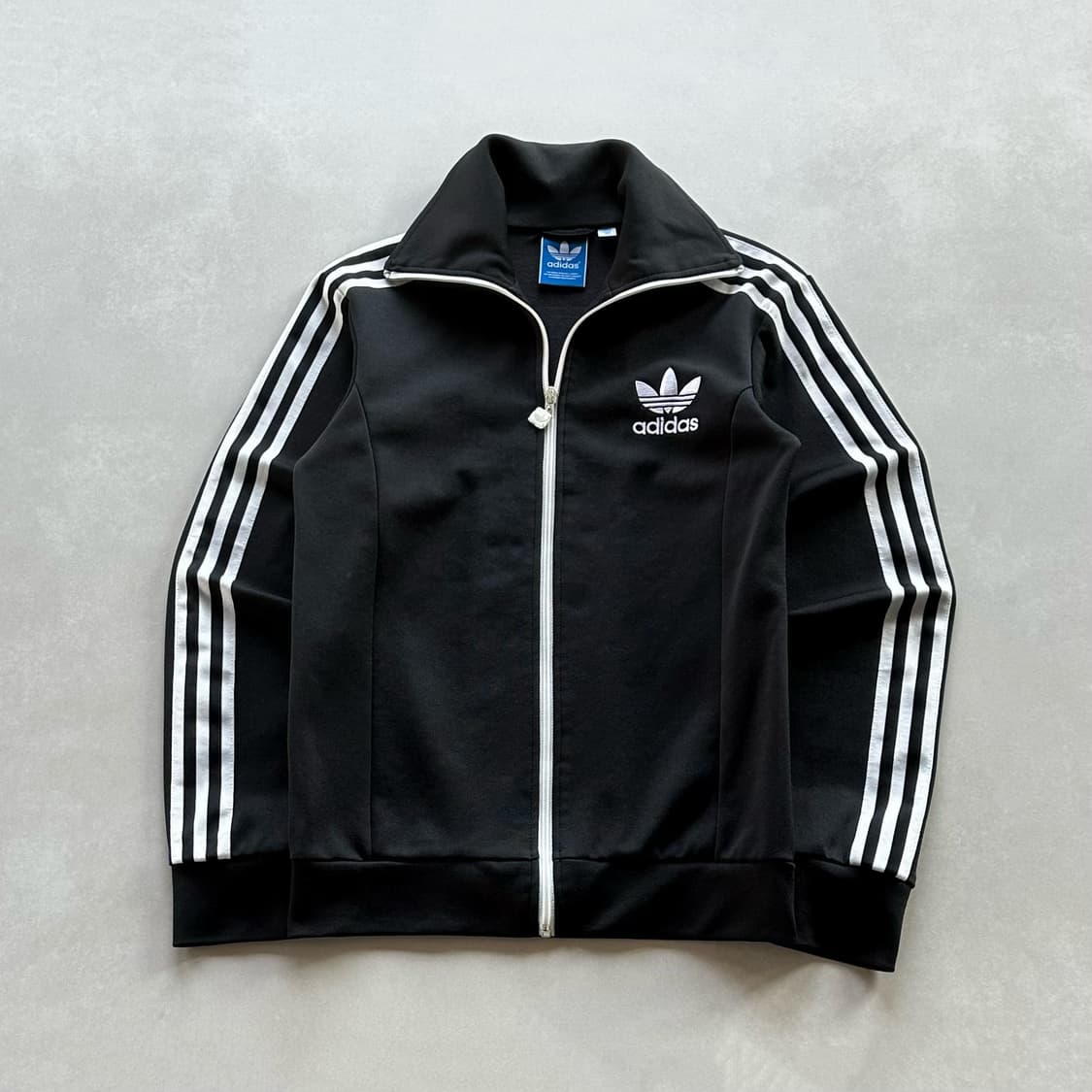 [XS-S]아디다스 유로파 블랙 트랙탑 져지 상품이미지1