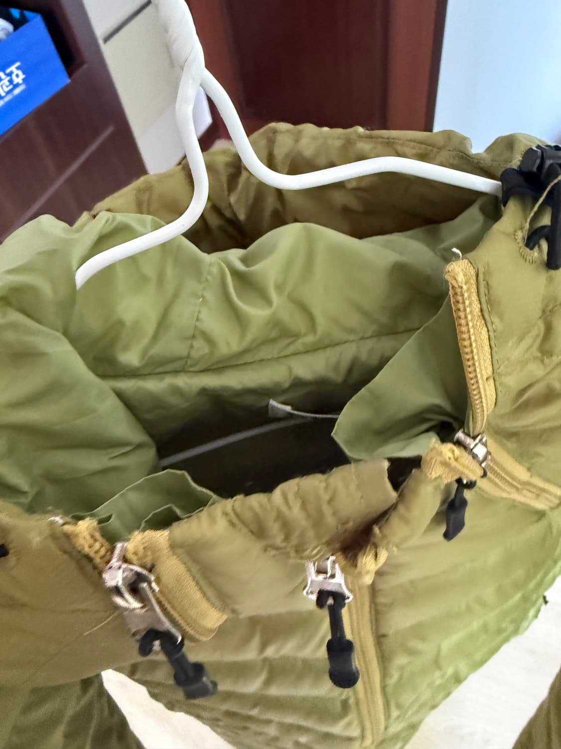 왓츠더유즈 카키라임 경량패딩 M 상품이미지4