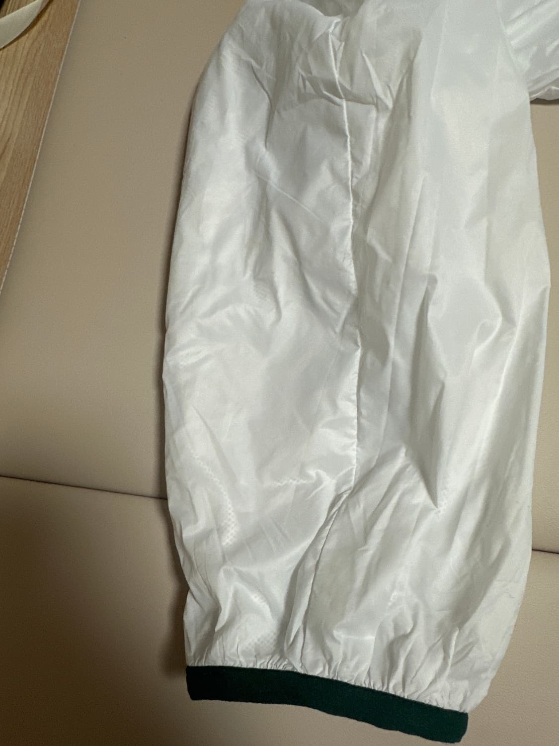 아이앱 스튜디오 x 요넥스 우븐 풀오버 풀오버 화이트 상품이미지3