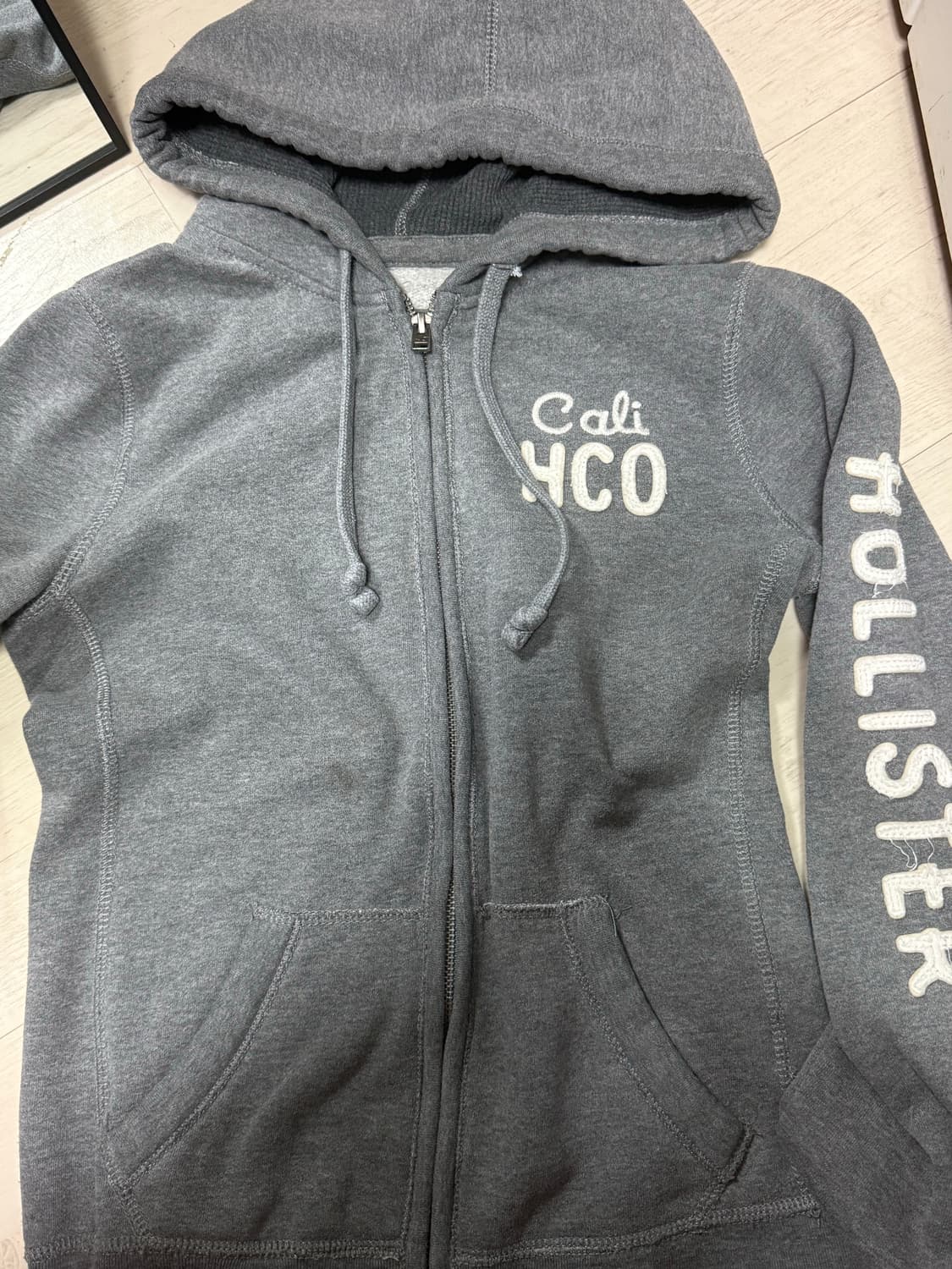 홀리스터 슬림핏 후드집업 초초초희귀 상품이미지1