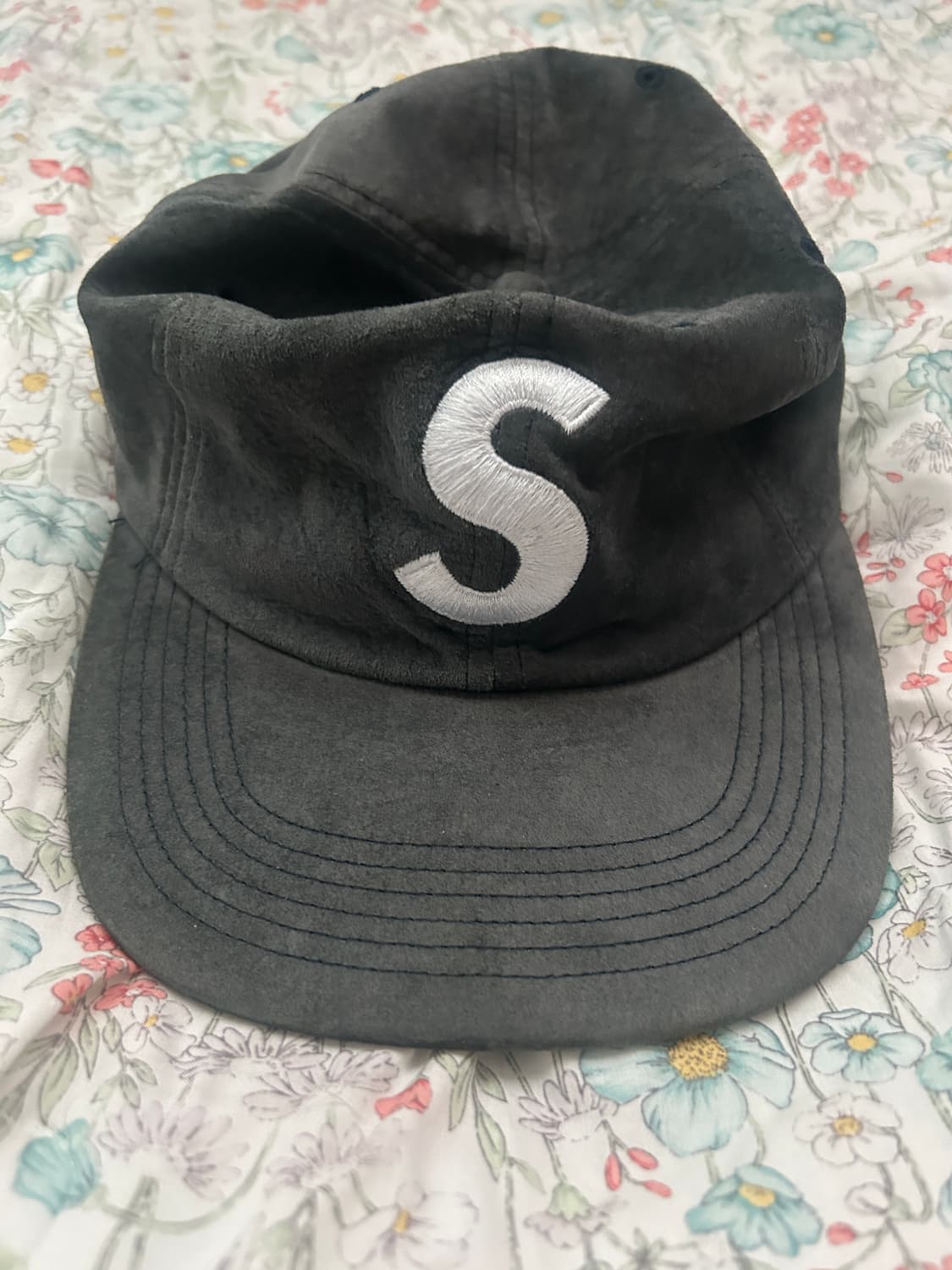 슈프림 스웨이드 재질 모자 상품이미지1