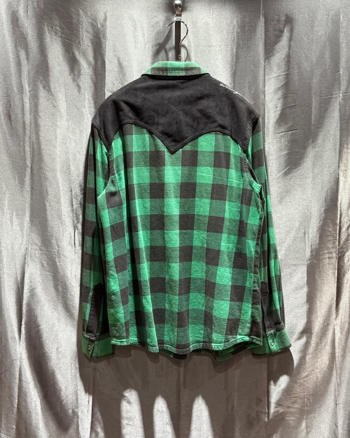 M EVISU 에비수 심볼로고 투포켓 버튼 체크셔츠 상품이미지2