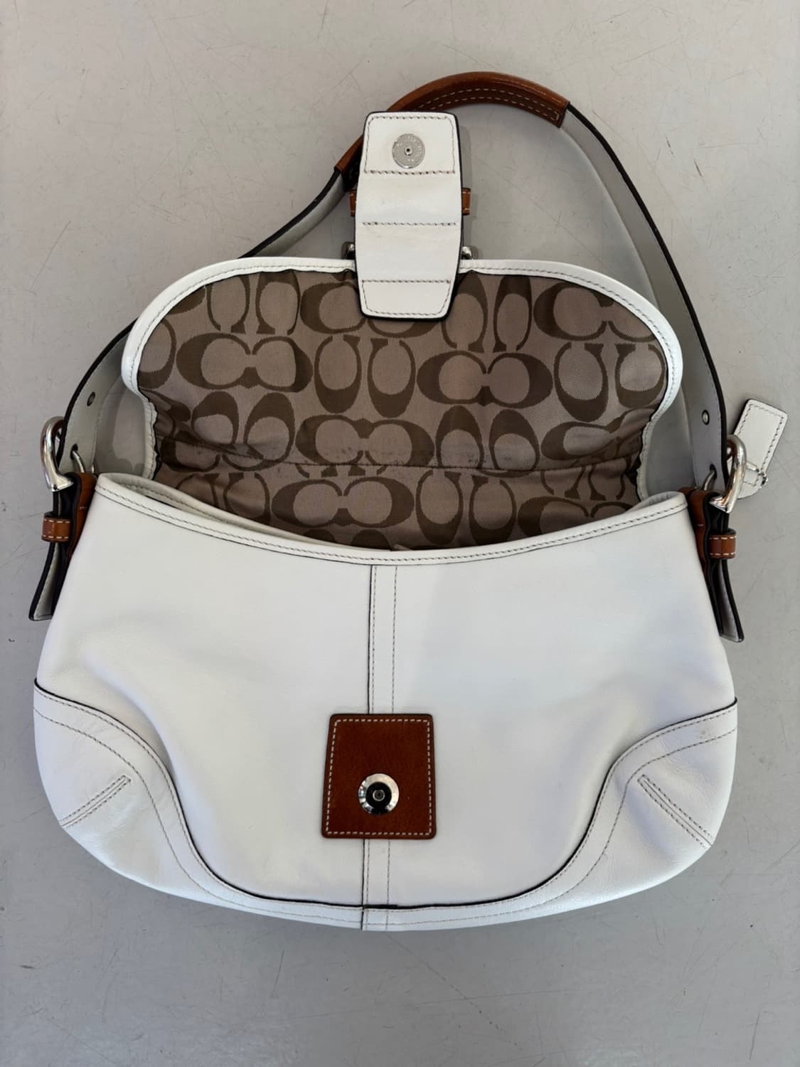 Old Coach Leather Bag 상품이미지6