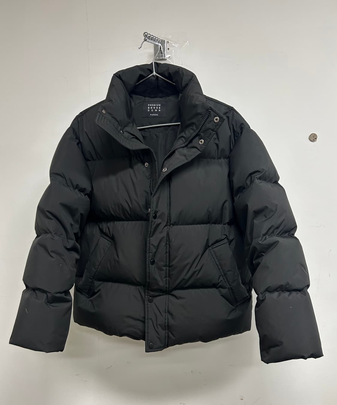 퓨어다 구스다운 숏패딩 블랙 상품이미지2