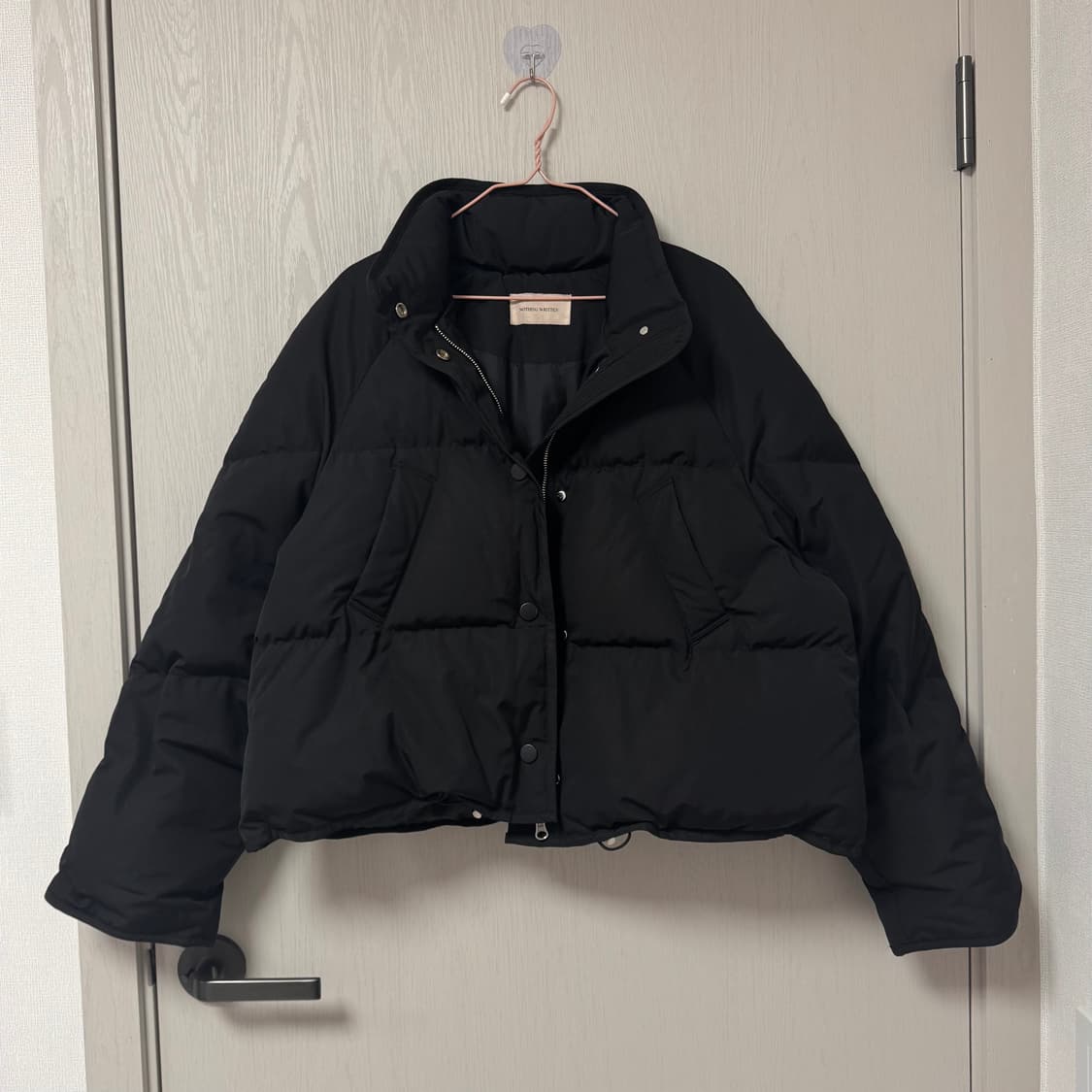 낫띵리튼 스트링 푸퍼 패딩 상품이미지3