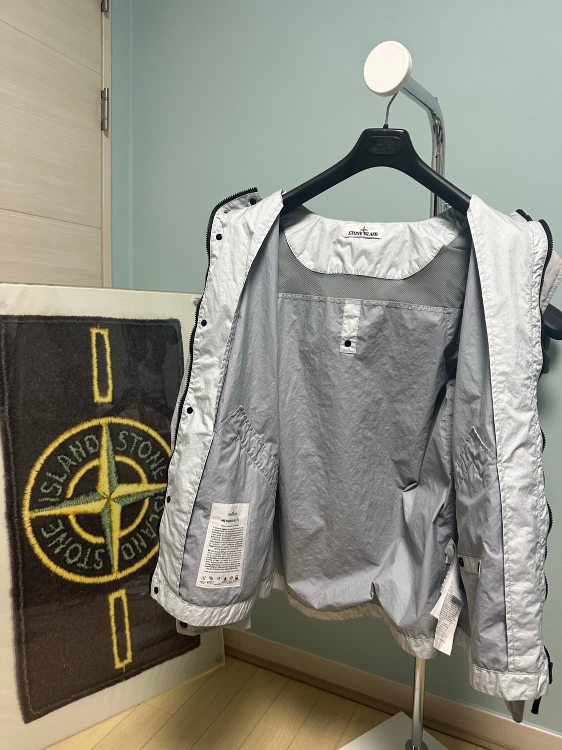 스톤아일랜드 25ss 멤브라나 L 스카이블루 매장판 상품이미지10