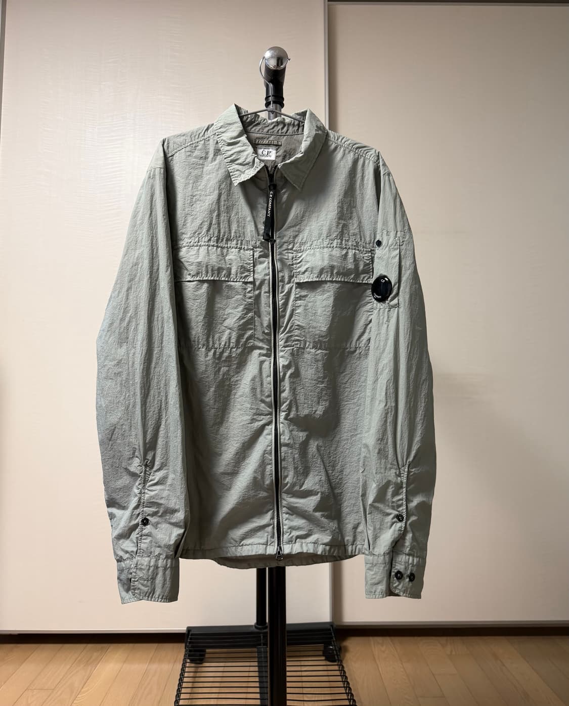 CP컴퍼니 나일론 바람막이 자켓 상품이미지1