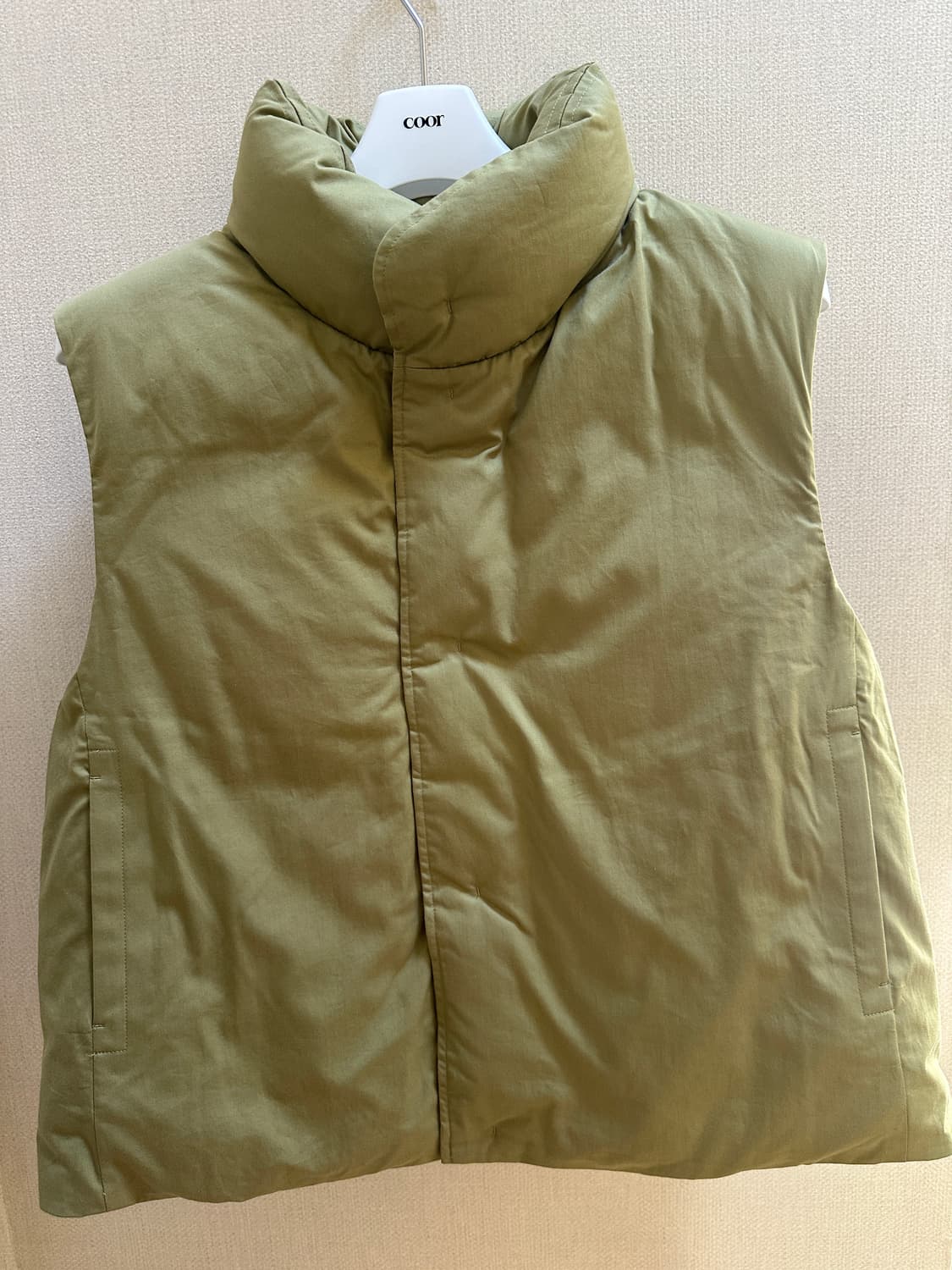 르메르 X 유니클로U 패딩 베스트 상품이미지1