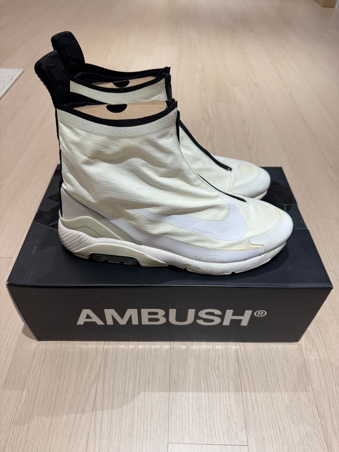 나이키 에어맥스x앰부쉬 180 하이 270 화이트 상품이미지1