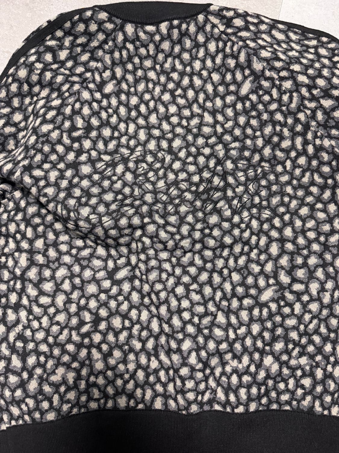 코르테이즈 레오파드 니트 집업 상품이미지2