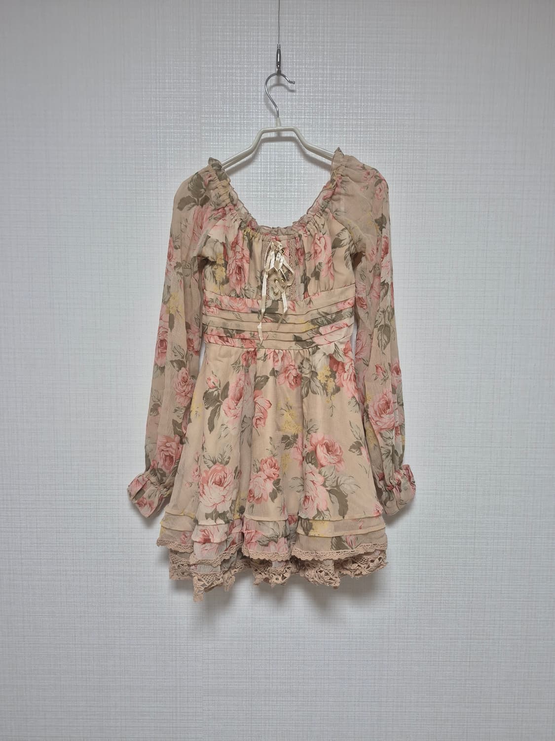 리즈리사 히메갸루 베이지플로럴 원피스 상품이미지1