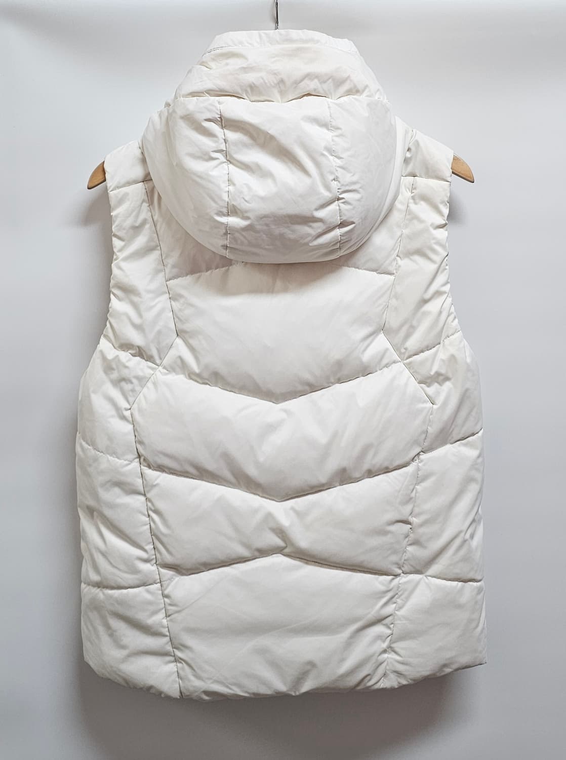 데상트 후드 덕다운 패딩조끼 95 상품이미지2