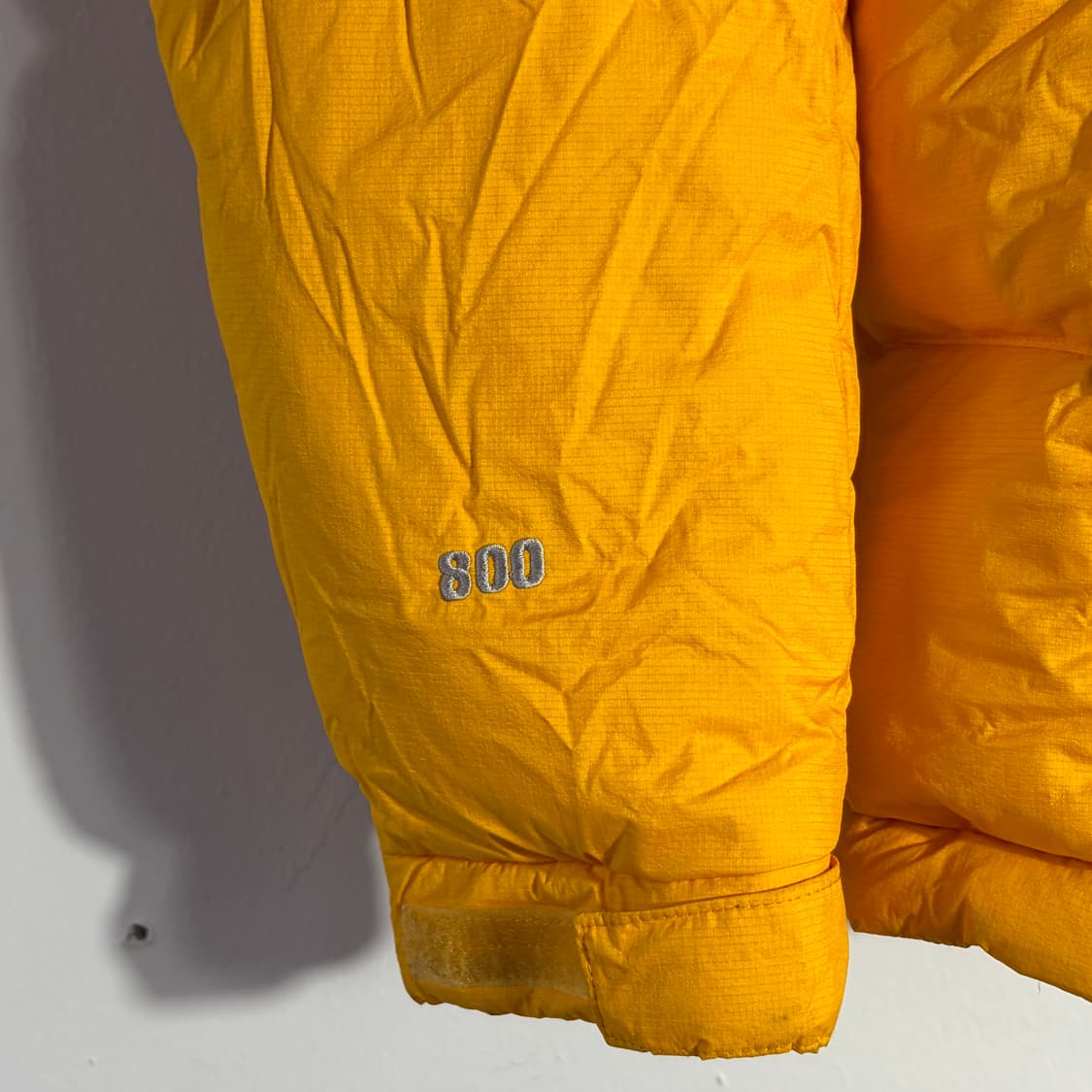 노스페이스 800필 옐로우 하이벤트 다운 패딩 자켓 상품이미지2