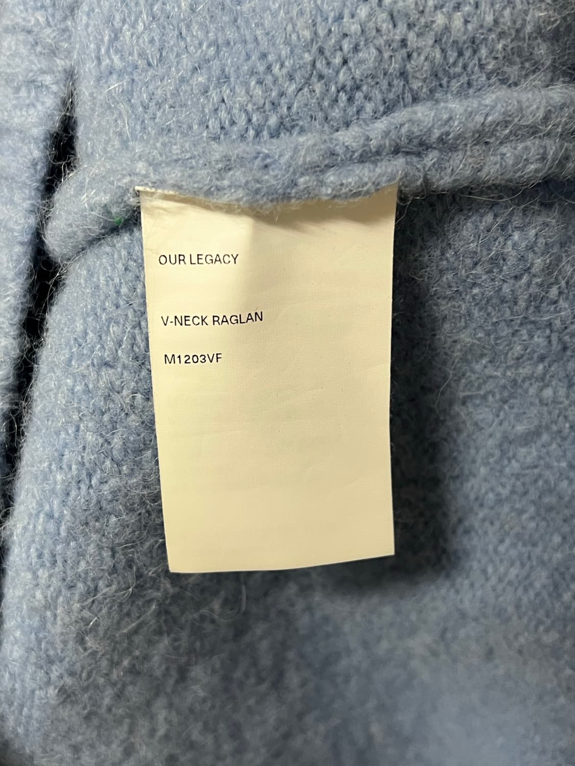 아워레가시 브이넥 레글런 퍼지 베이비 블루 알파카 니트 50 상품이미지4