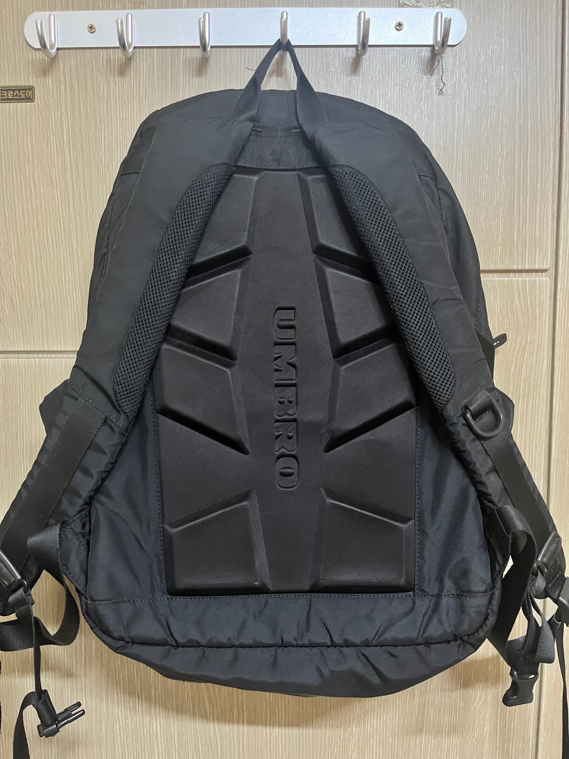 엄브로 댄커 백팩 블랙 29L 상품이미지3