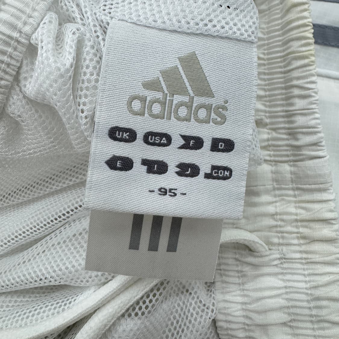 아디다스 00s 삼선 흰은 올드스쿨 와이드 바람막이 트랙팬츠 상품이미지6