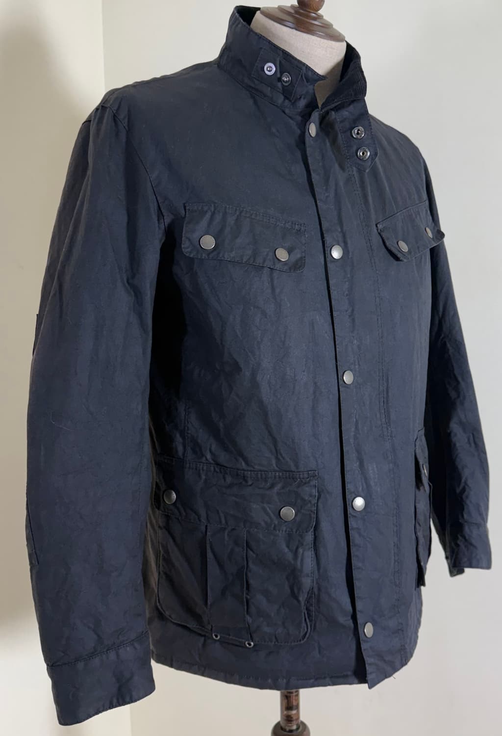 바버 인터내셔널 듀크 왁스 자켓 블랙 M  상품이미지1