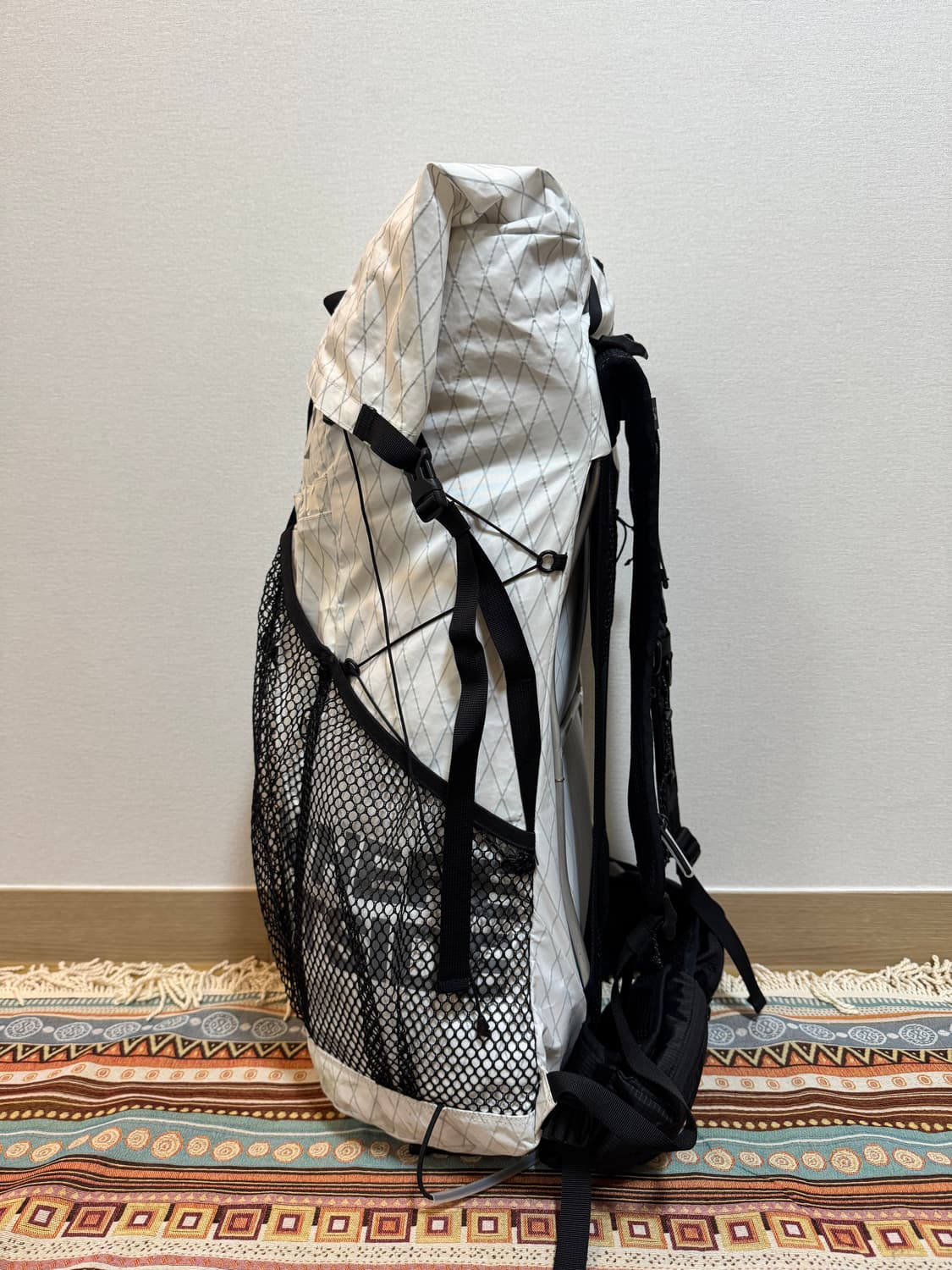 Sohc 썸웨어아웃사이드 55L 백팩 상품이미지5